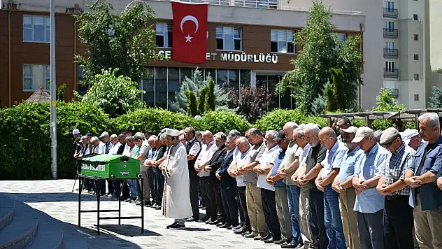 Başkan Büyükkılıç ve ailesinin acı günü