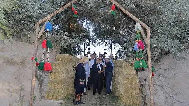 Başkan Büyükkılıç yeraltı müzesinde