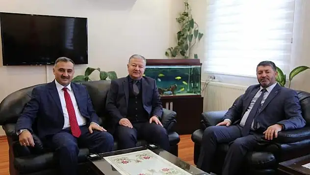 Başkan Cabbar, Kaymakam Duru'yu ziyaret etti