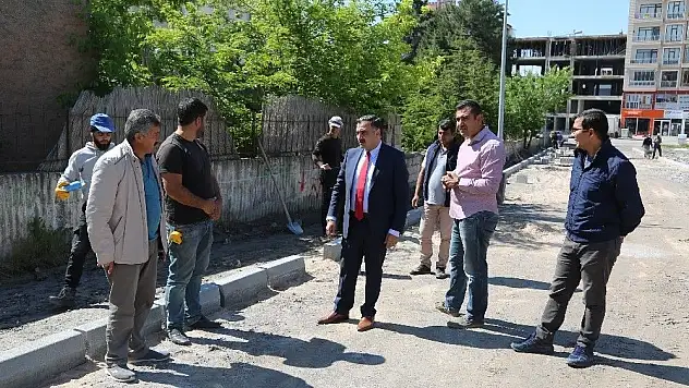 Başkan Cabbar yol çalışmalarını yerinde inceledi
