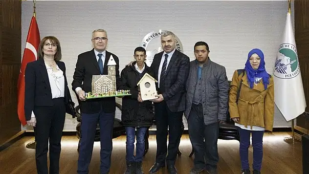 Başkan Çelik, &quotÇocuklarımız için ne gerekiyorsa yaparız&quot