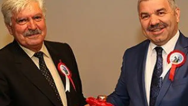 BAŞKAN ÇELİK: &quotESNAFLIK OKUL GİBİDİR&quot