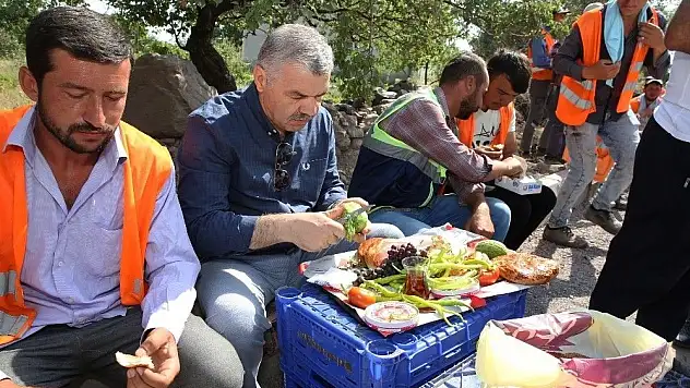 Başkan Çelik, 'Her alanda büyük bir gayretle çalışıyoruz'
