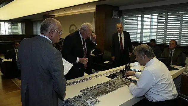 Başkan Çelik, &quotProjelere son noktayı koyuyoruz&quot