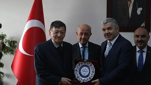 Başkan Çelik: Devlet Hastanesinin olduğu alan Nuh Naci Yazgan Tıp Fakültesi olsun