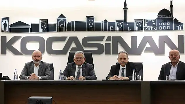 Çolakbayrakdar: Çözüm merkezi, 7/24 saat çalışarak, yaraları sarıyor