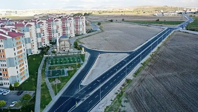 Başkan Çolakbayrakdar: 'Hizmetlerimizle yeni bir şehir kuruyoruz'
