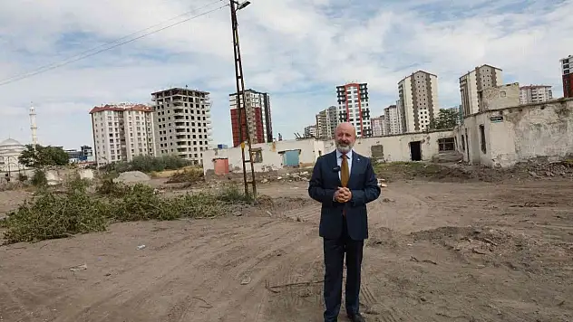 Çolakbayrakdar: Yakut Mahallesi'ni de güzel bir geleceğe hazırlıyoruz