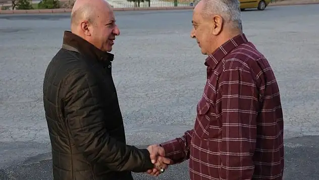 Başkan Çolakbayrakdar, 'Çalışmalarımızla daha modern bir çevre olacak'