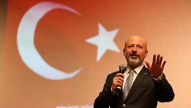 Başkan Çolakbayrakdar'dan 30 Ağustos'ta birlik çağrısı
