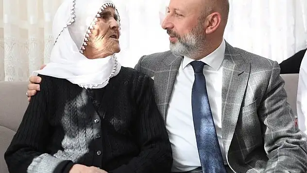 Başkan Çolakbayrakdar'dan 'Anneler Günü' mesajı
