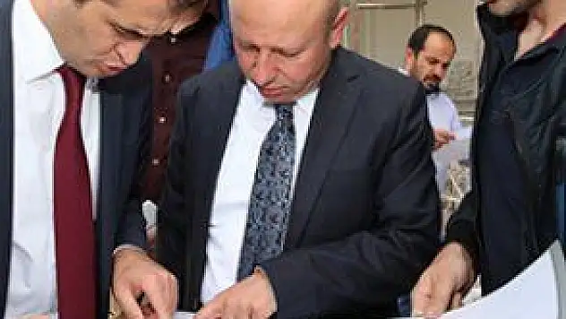 BAŞKAN ÇOLAKBAYRAKDAR'DAN KADIN GELİŞİM MERKEZİ İNŞAATINA SÜRPRİZ ZİYARET