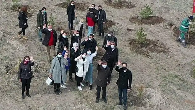 Gara ve Bitlis şehitleri anısına ağaç dikildi