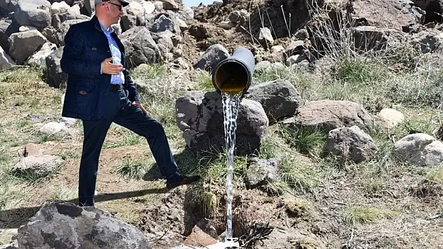&quotGüneşli mahallesinde yeni su kaynağı bulundu&quot