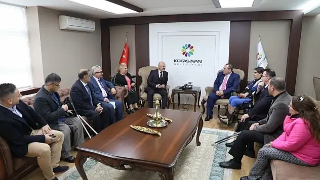 Başkan Çolakbayrakdar, 'Her Zaman Engellilerin Yanındayız'
