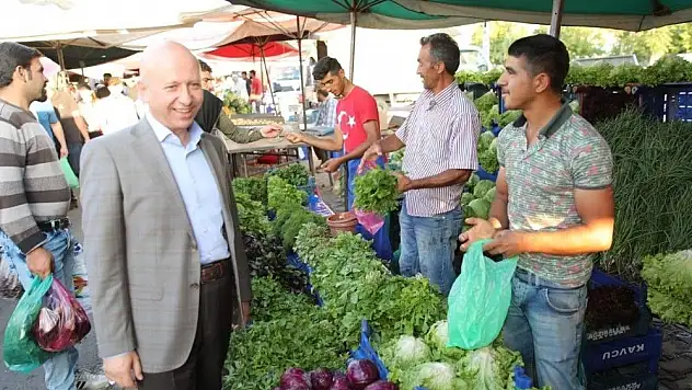 Başkan Çolakbayrakdar, 'İmkanlar ölçüsünde en iyisini yapmaya devam edeceğiz'
