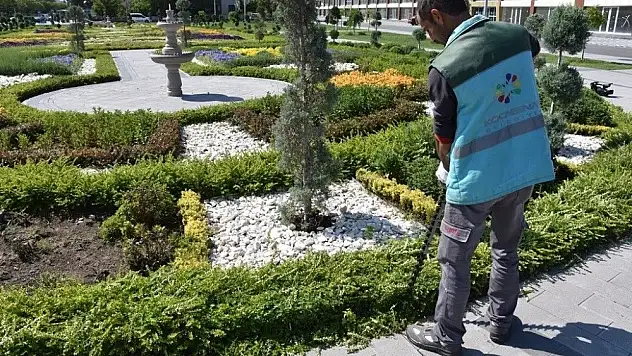 Başkan Çolakbayrakdar: 'Sosyal alanları daha da güzelleştiriyoruz'
