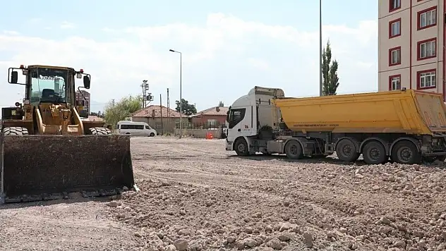 Çolakbayrakdar: Vatandaşlarımız daha güvenli yollarda seyahat edecek