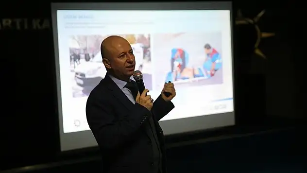 Başkan Çolakbayrakdar, '2017 yılı bereketli bir yıl oldu'
