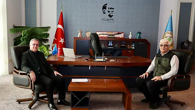 Başkan'dan Müdüre yeşil ziyaret!