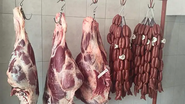 Başkan'dan vatandaşa et ve sucuk çağrısı