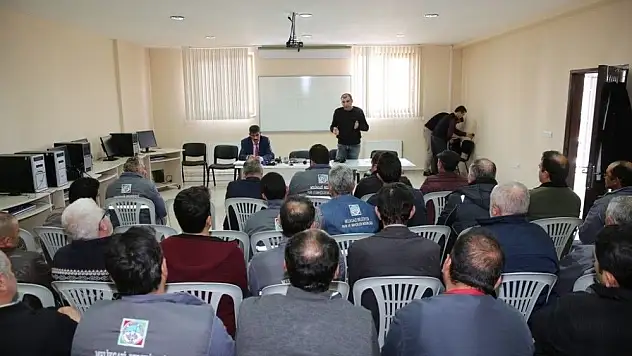 Başkan Dr. Memduh Büyükkılıç 'hizmet içi eğitim seminerleri önemli '