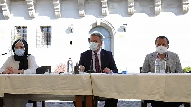 Başkan Dr. Palancıoğlu: 'Kent estetiği, çevre ve güvenlik komisyonu önemli'