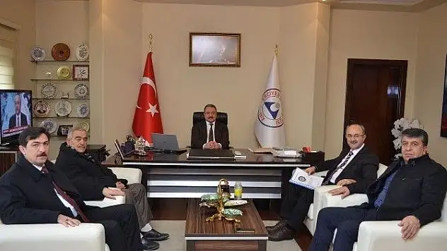 Başkan Gülcüoğlu'ndan rektör Güven'e ziyaret