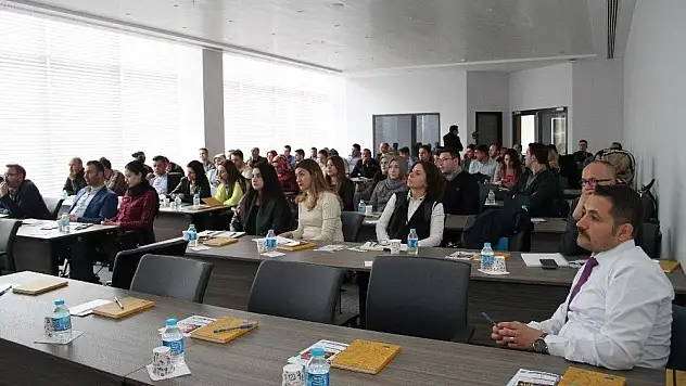 'İş dünyası olarak istihdamın artırılması noktasında gayret göstermemiz gerekiyor'