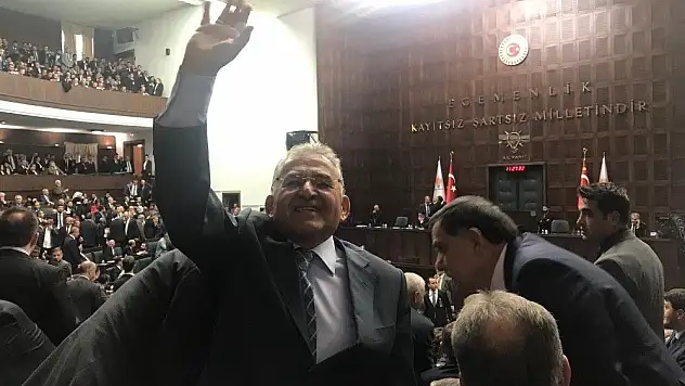 Başkan Memduh Büyükkılıç, Ankara'da
