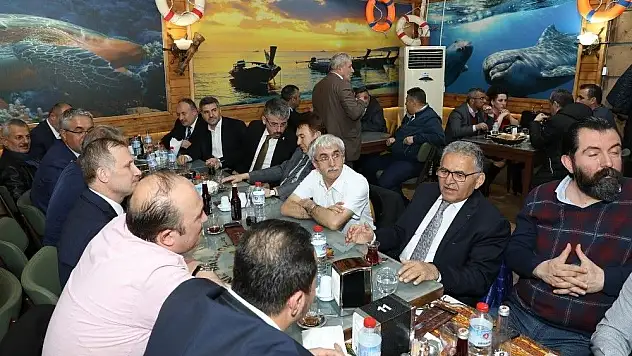 Başkan Memduh Büyükkılıç Karadenizliler gecesine iştirak etti
