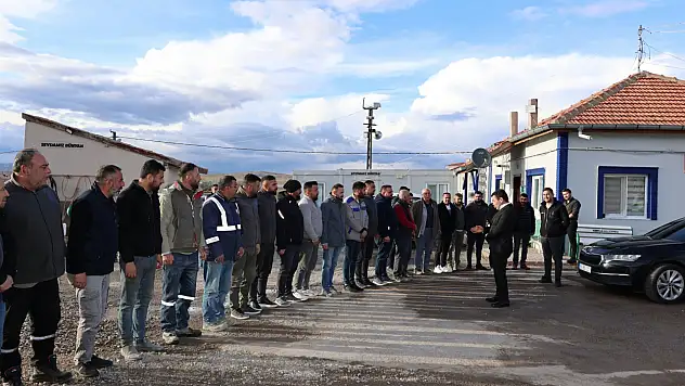 Başkan Metin personeliyle bayramlaştı