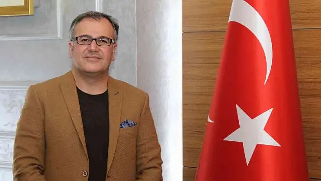 Özdoğan: 'Öğretmenlerimiz, yol gösteren önder insanlar olmuşlardır'