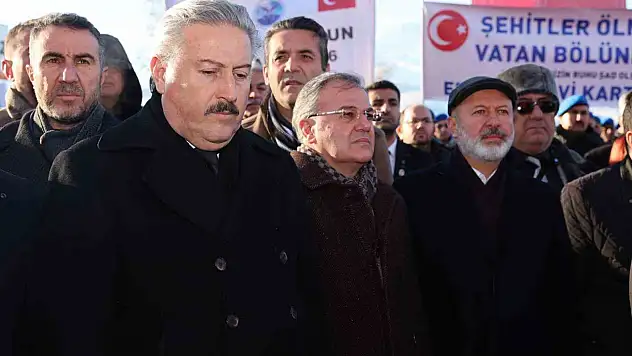 Başkan Özdoğan, 15 şehidi dualarla andı