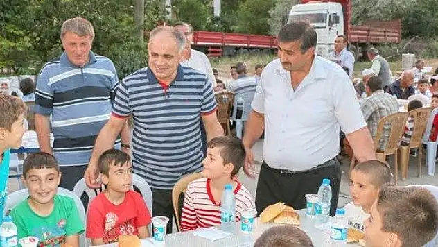 Başkan Öztürk Çiğili'de müjdeyi verdi