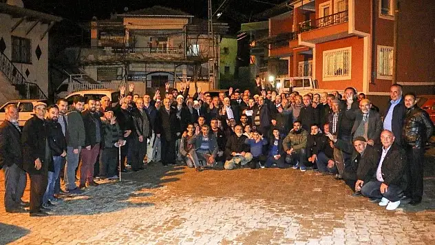 Başkan Öztürk, Kavacık mahallesinde vatandaşlarla buluştu