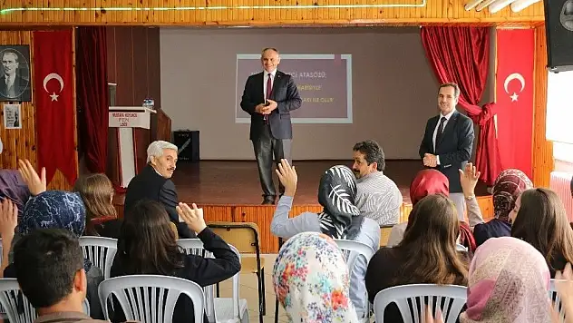 Başkan Öztürk'ten Gençlere Altın Nasihatlar
