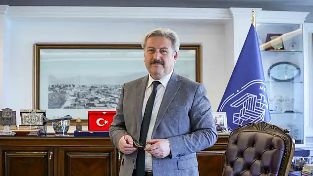 'Kadir Gecesi'nin birlik ve beraberliğimizin pekişmesine vesile olmasını diliyorum'