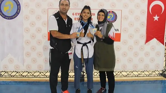 Başkan Palancıoğlu başarılı sporcuları tebrik etti