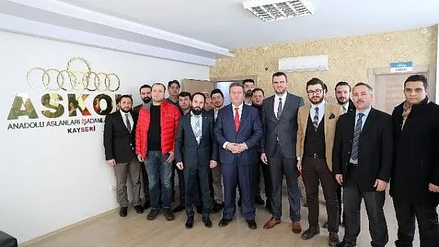 Başkan Palancıoğlu 'Biz Bize' sohbetlerine konuk oldu
