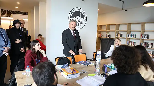 Başkan Palancıoğlu: Önce gençlik diyoruz!