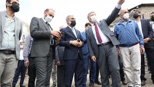 Gön Han'da inceleme...