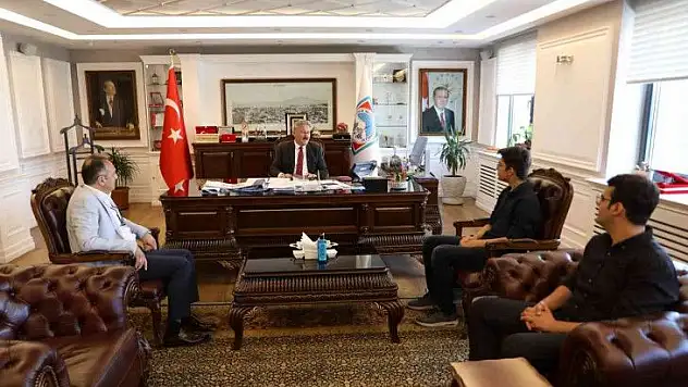 Başkan Palancıoğlu, dereceye giren öğrenciyi ağırladı!