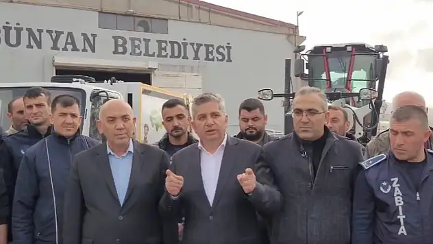 Başkan personelinden böyle helallik istedi...