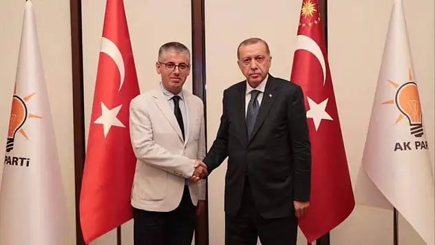 AK Parti'de Başkanlık pozu