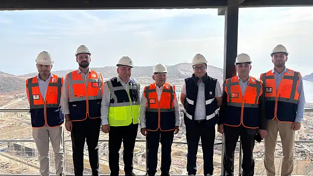 Başkan, Türkiye'de ilk olan 20 milyar dolarlık tesisi gezdi!