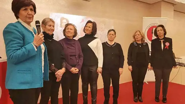 Uzunlu: Hepimizin cumhuriyete borcu var