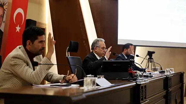 Başkan Yalçın: '200 bin kişiye hizmet veriyoruz'