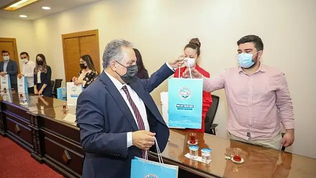 Başkan Yalçın'a 'Dünya Tiyatro Günü' ziyareti