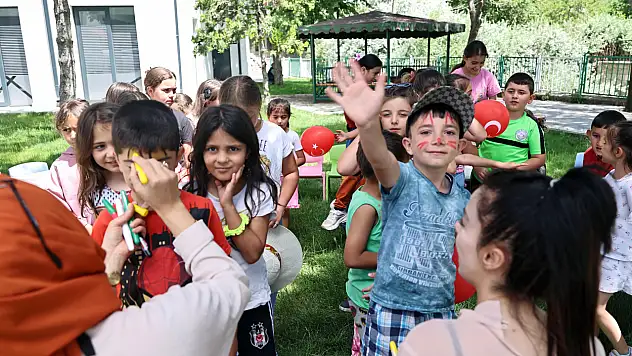 Başkan Yalçın'dan çocuklara müjde
